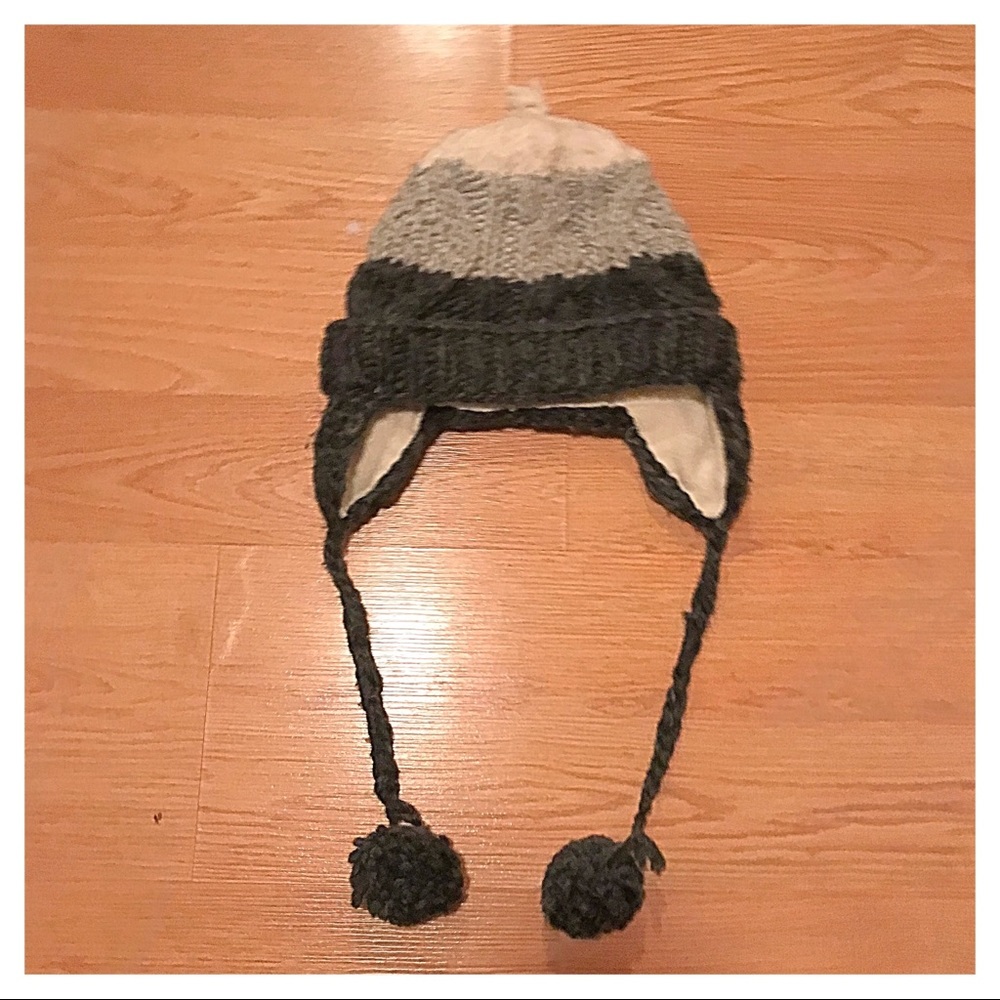Cozy Handmade Knit Hat, S (6-7)